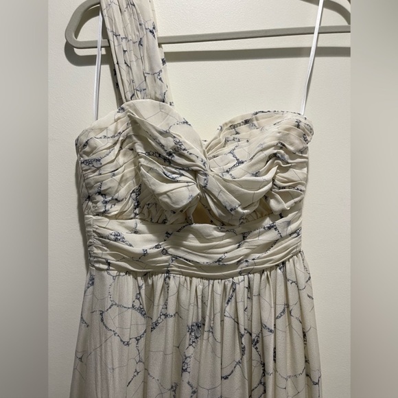 AIJEK Revolve One Shoulder 100% Silk Evening Formal Dress Size 1 - Picture 3 of 10